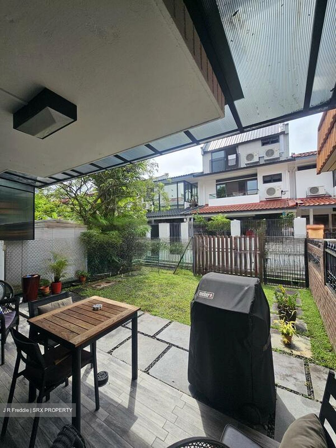 West Coast Drive (D5), Terrace #448153601